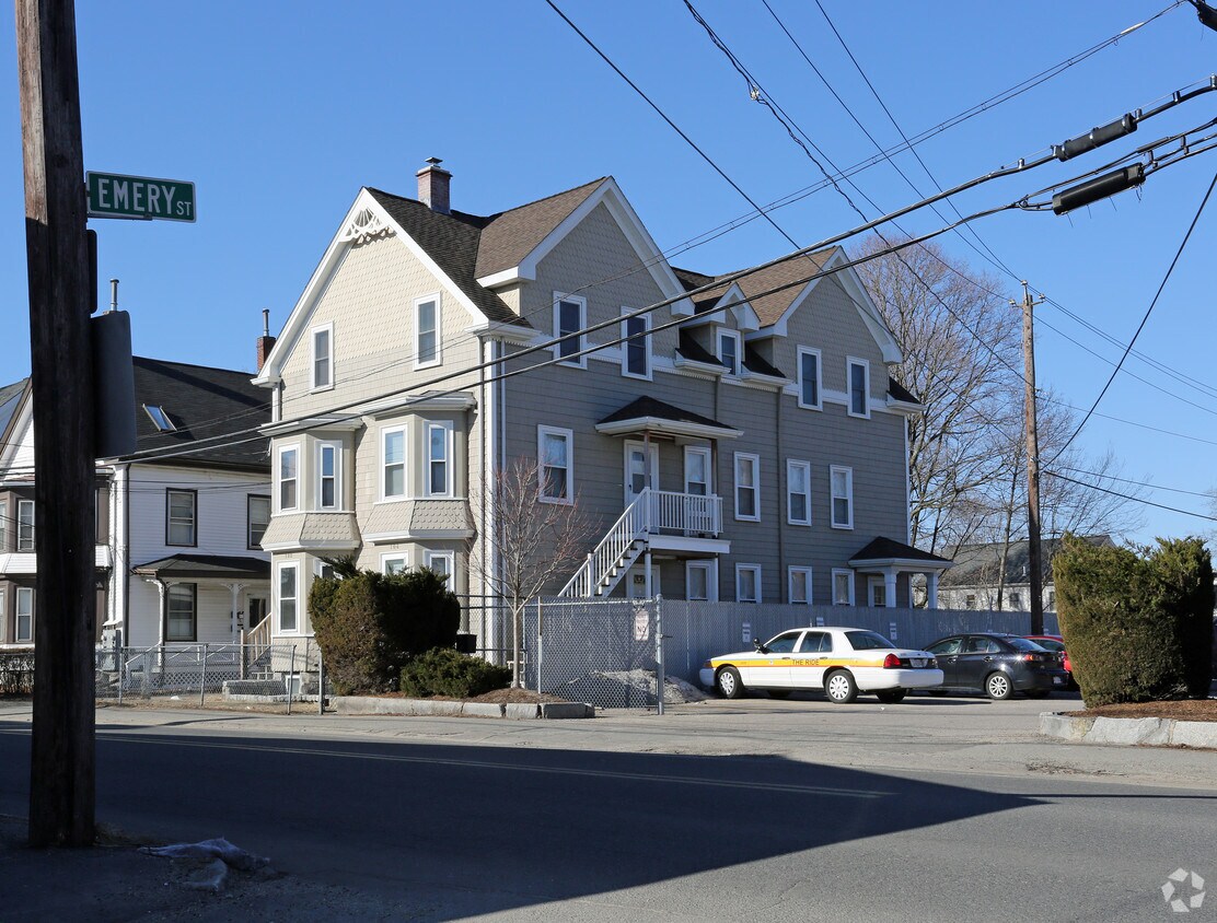 Foto del edificio - 102 Bacon St