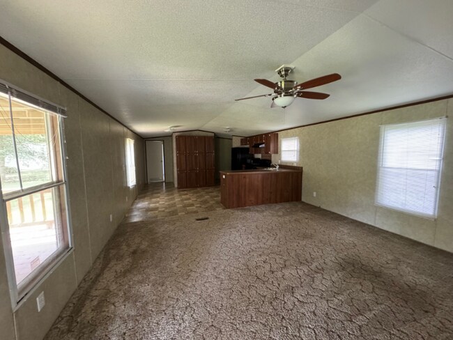 Foto del edificio - 544 Walnut Hill Rd