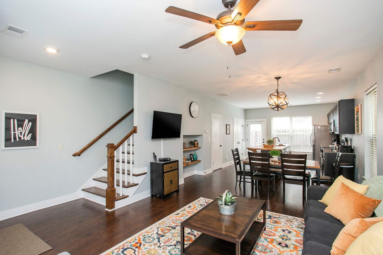 Foto principal - 1106B Stratford Ave