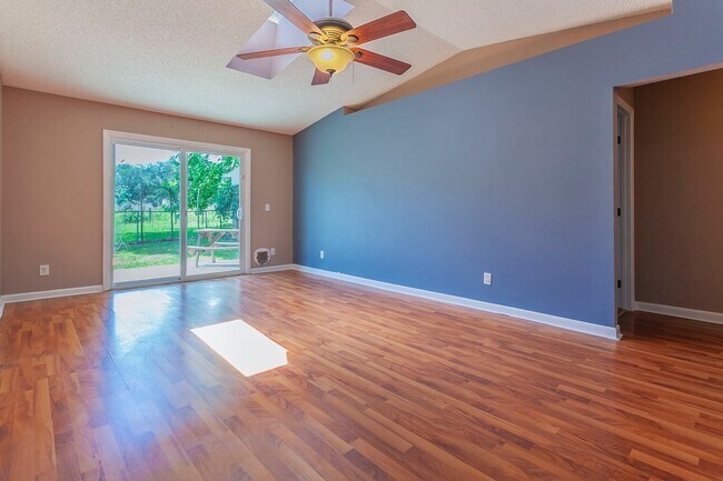 Foto del edificio - 1504 Meadow St