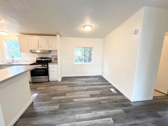 Foto del edificio - 6826 Rubi Ct