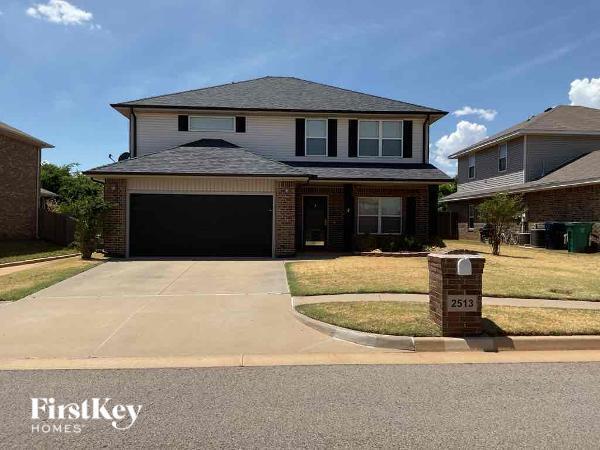 Primary Photo - 2513 Demotte Dr