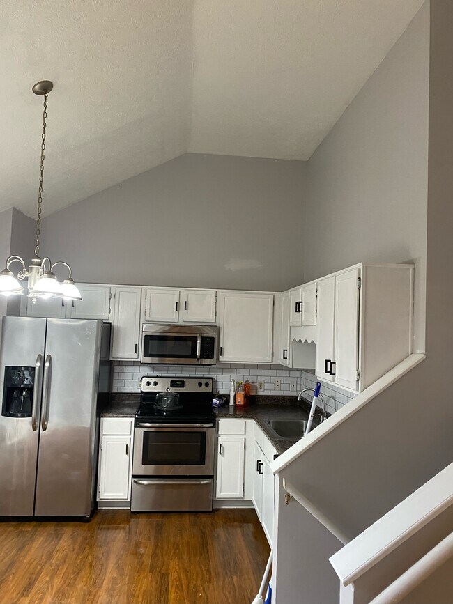 Building Photo - 12406 Kiawah Ct