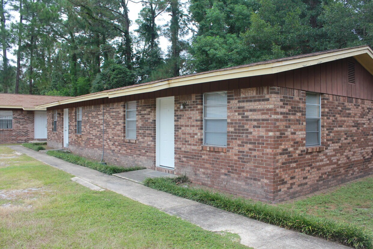 Primary Photo - 74 2nd Ave