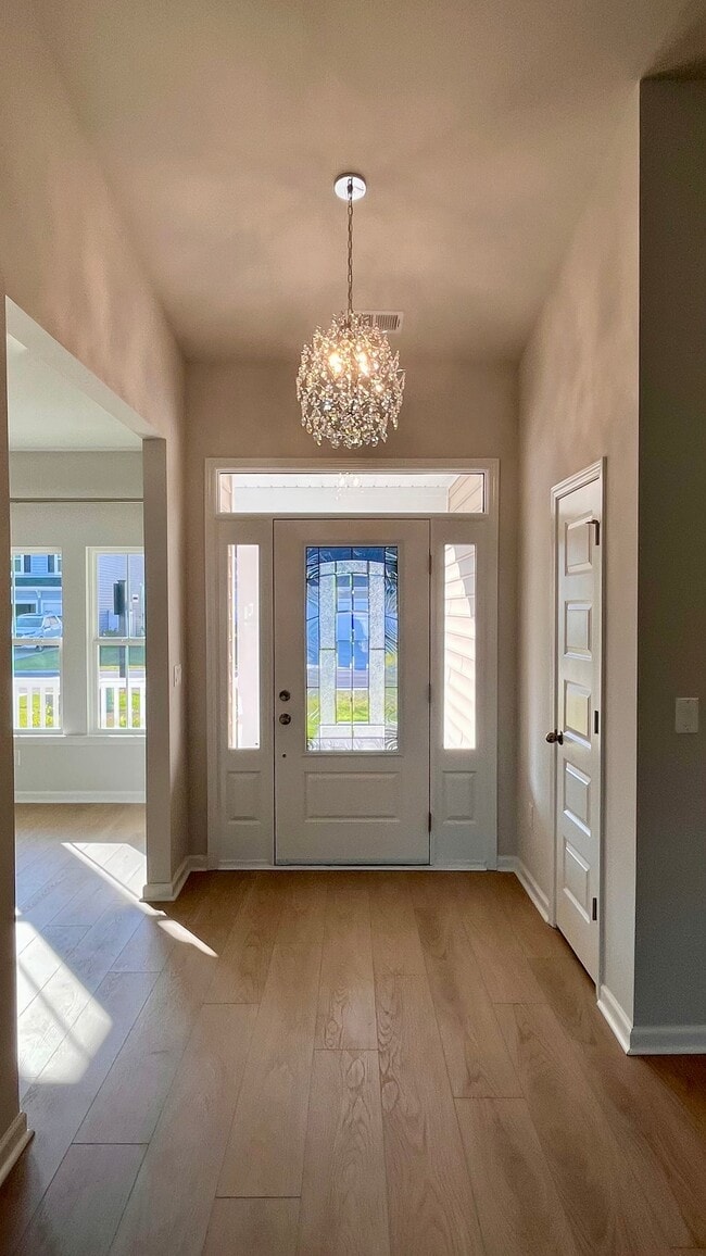 Photo - 728 Isle Verde Dr House