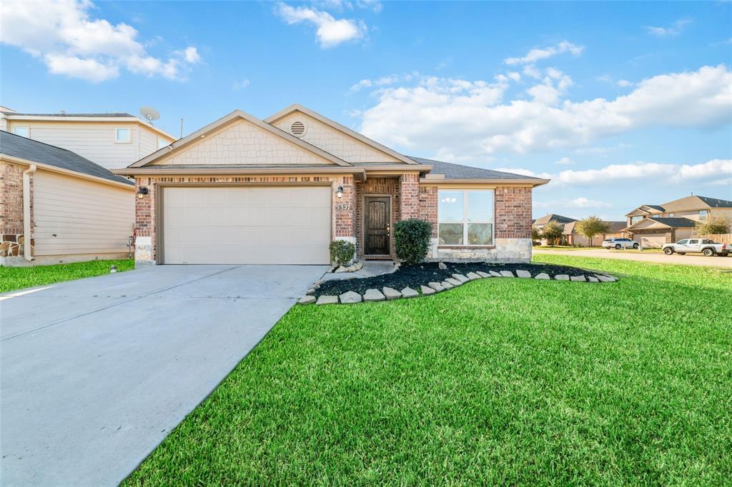 Foto principal - 5327 Nero Lake Dr