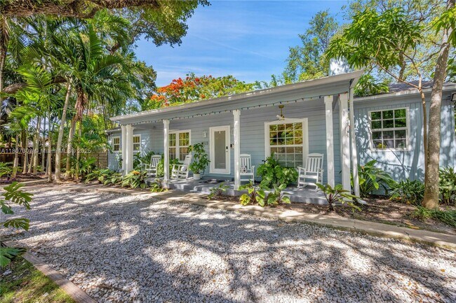 Foto del edificio - 5023 SW 59th Ave