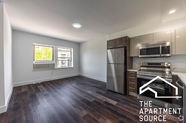 Building Photo - 1555 W Hollywood Ave