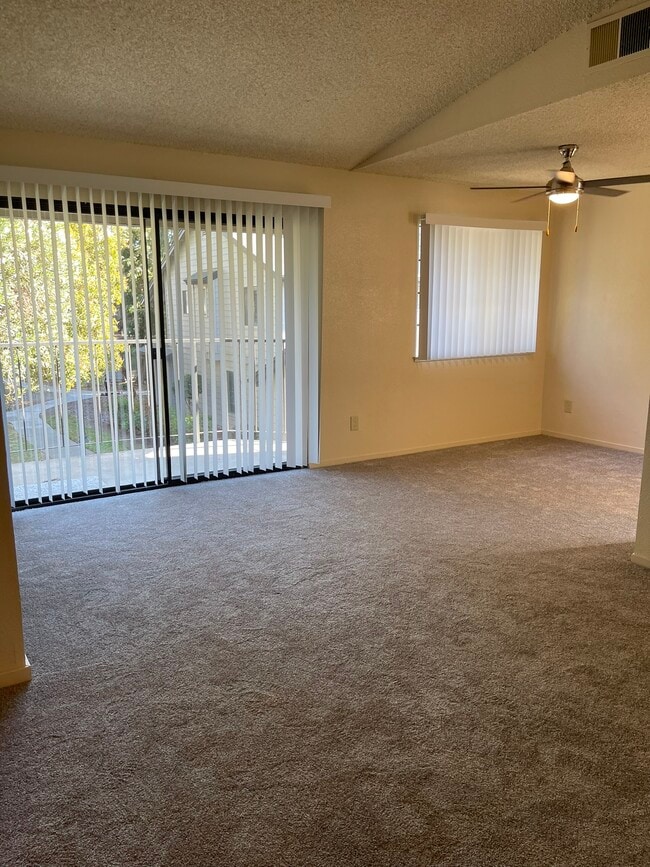 Living room/ Dining room Area. - The Springs