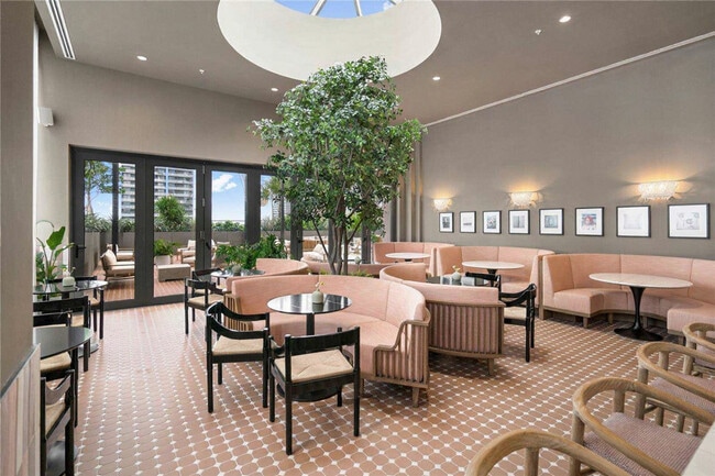 Foto del edificio - 601 N Miami Ave