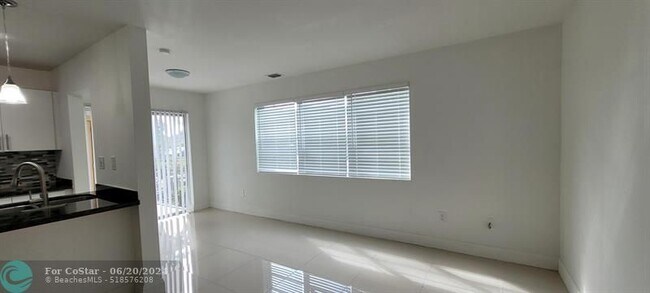 Building Photo - 15275 SW 107th Ln