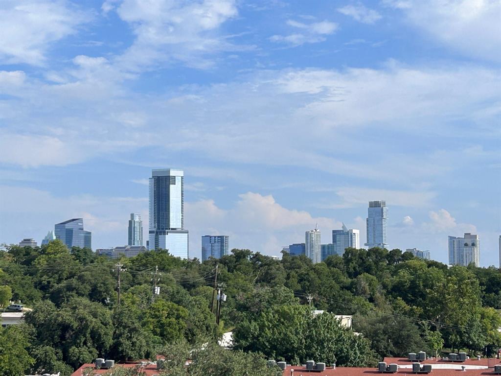 2500 Longview St Unit 202, Austin, TX 78705 Condo for Rent in Austin