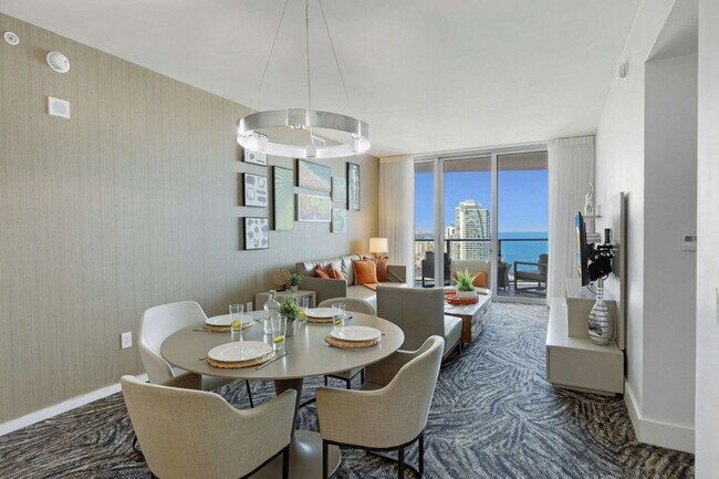 Building Photo - 4111 S Ocean Dr