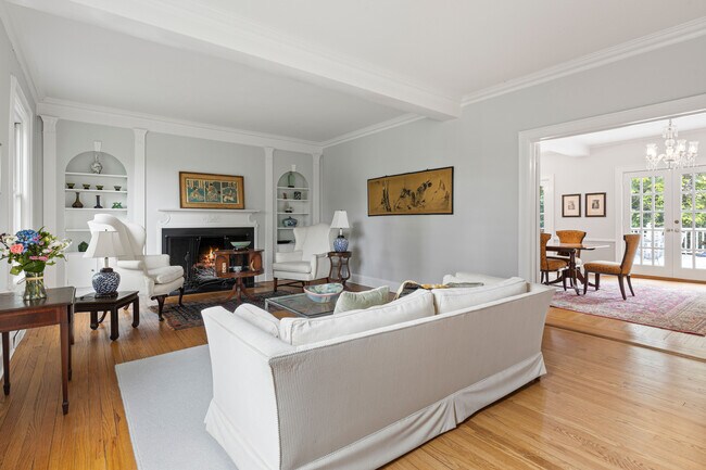 Foto del edificio - 111 Pleasant Ridge Rd