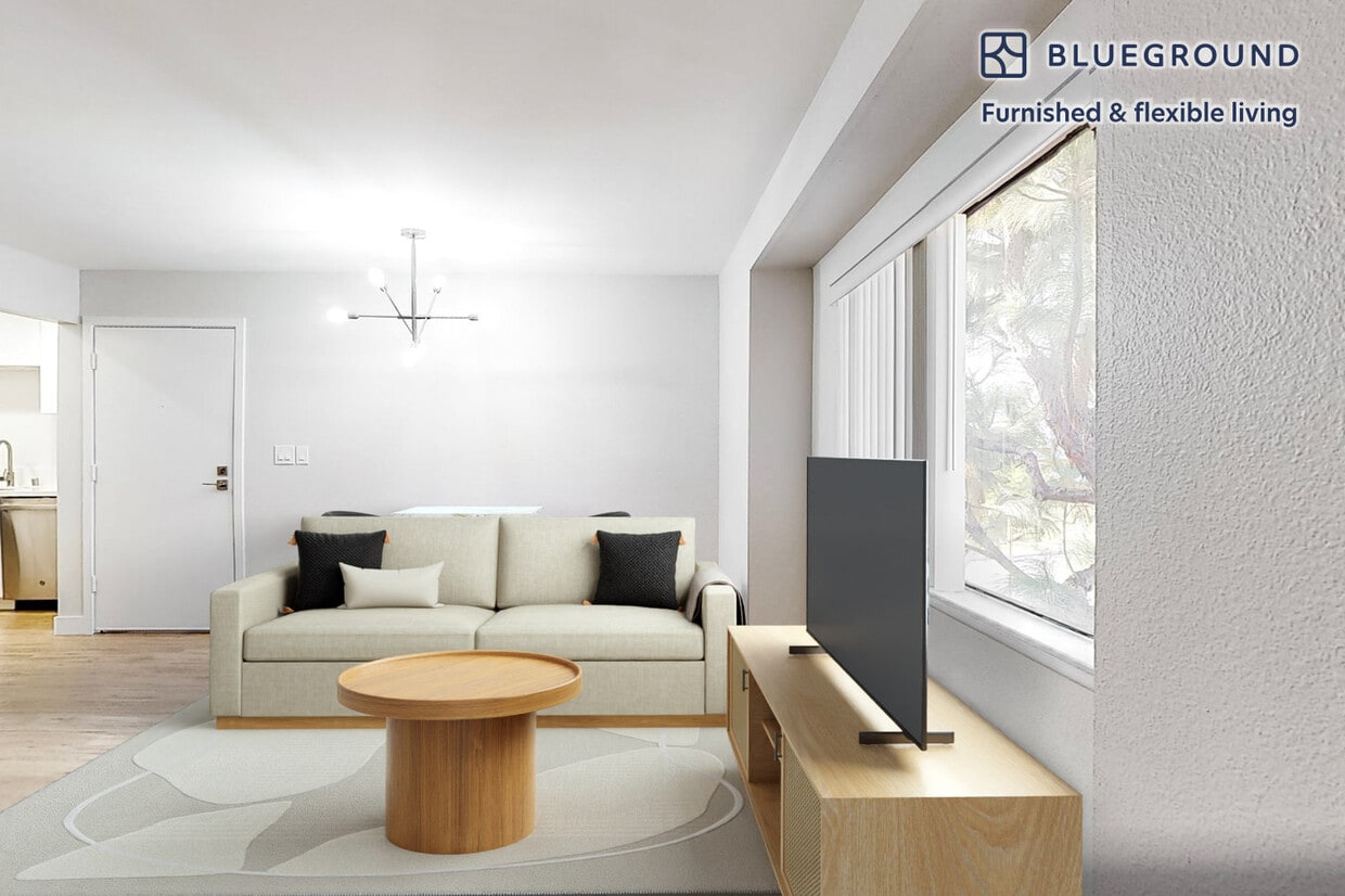 Foto principal - 11208 S Western Ave