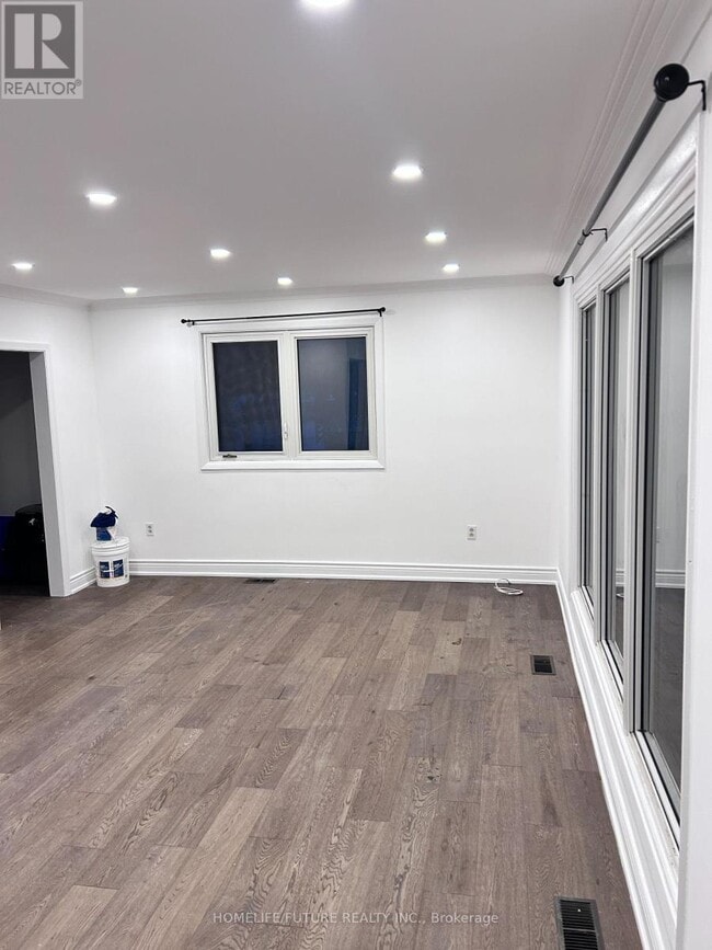 Building Photo - 19801 Leslie St