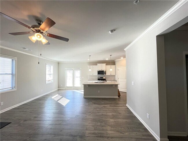 Building Photo - 813 Upper Dove Ct