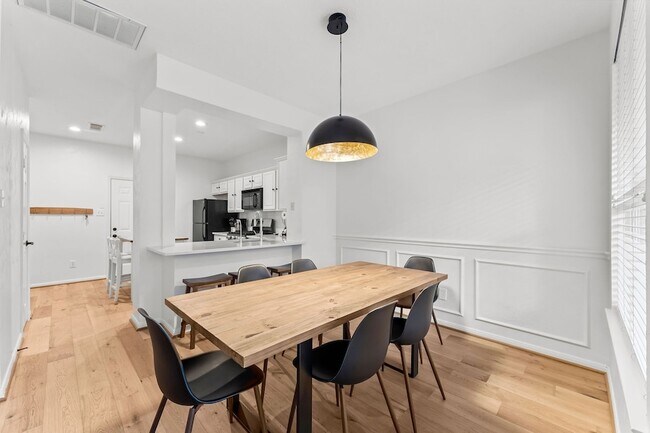 Foto del edificio - 7 S Avonlea Cir