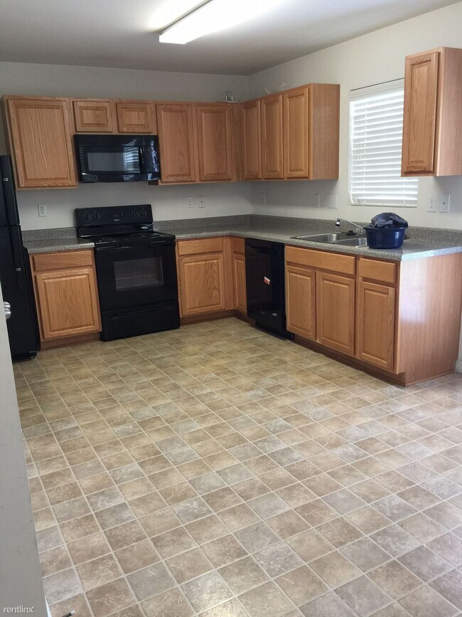 Building Photo - 3 br, 2.5 bath Townhome - 4308 Bastille Dr