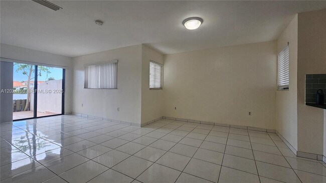 Foto del edificio - 13404 SW 62nd St