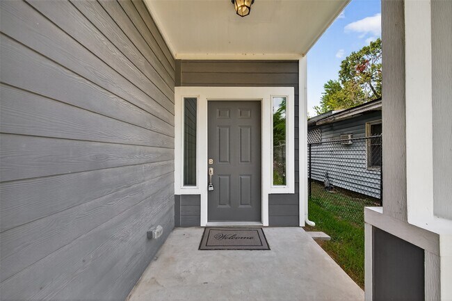 Foto del edificio - 714 Zoe St