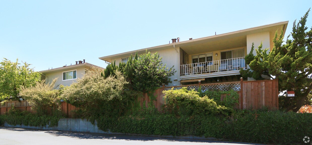 Building Photo - Riviera Apartments