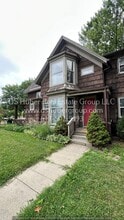 Building Photo - 303.5 W Lapeer St
