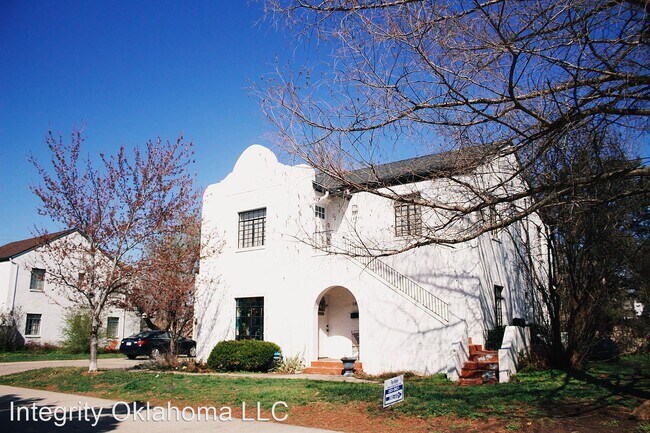 Building Photo - 2 br, 1 bath House - 1824 1/2 Carey Place
