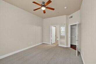 Building Photo - 300 St Joseph Pkwy