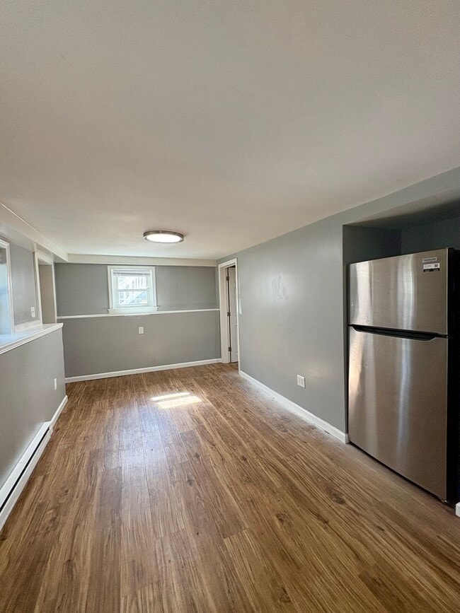 Building Photo - MOXPROP