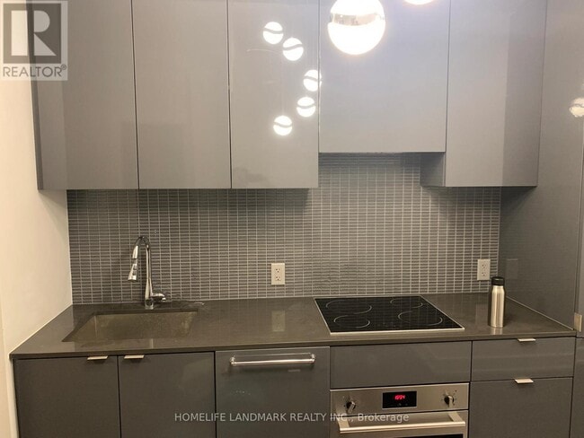 Photo du bâtiment - 7 Grenville St