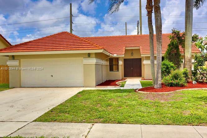 Primary Photo - 9312 Sun Pointe Dr