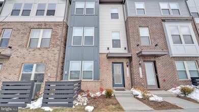 Building Photo - 13170 Arches Rd