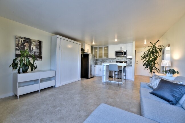Foto del edificio - Remodeled Studio in Diamond Heights Villag...