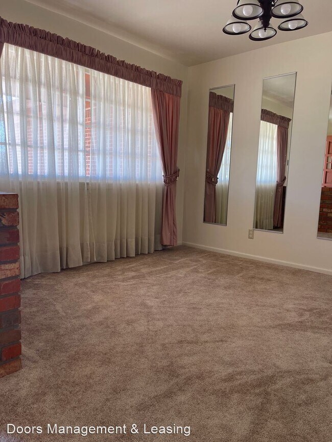 Building Photo - 3 br, 2 bath House - 2302 52nd Street