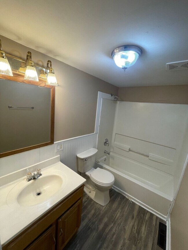 Foto del edificio - 1109 Oxford State Rd