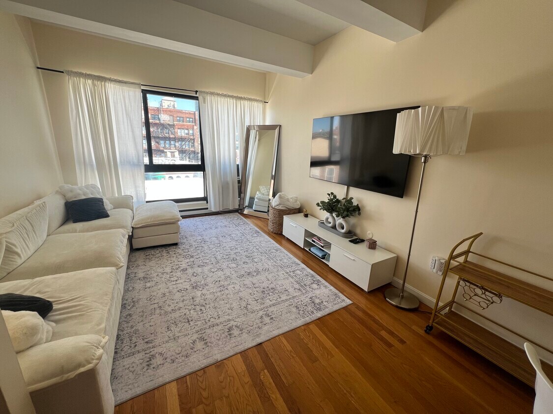 Foto principal - 12 Stoneholm St