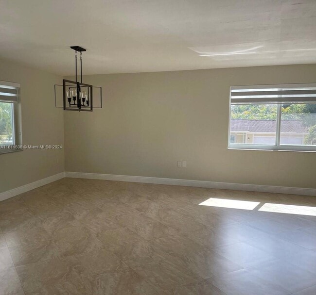 Building Photo - 9152 SW 95th Ave