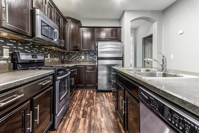 Building Photo - 332 Lemery Dr