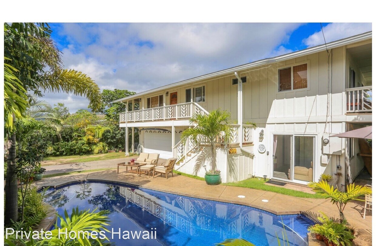 Primary Photo - 5 br, 3 bath House - 230 Hualani St
