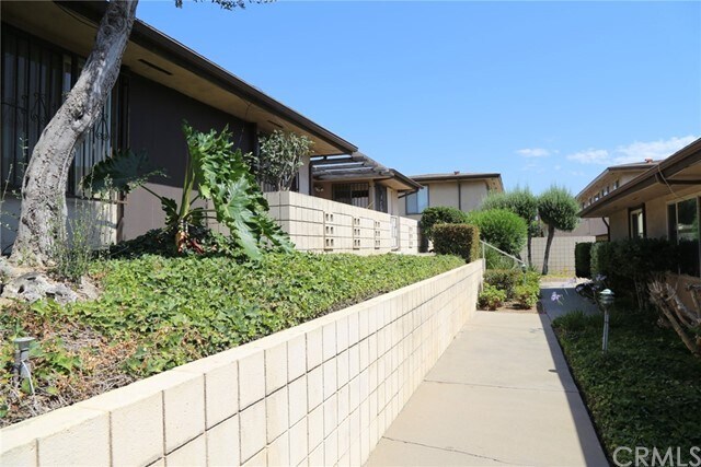 Building Photo - 999 E Valley Blvd