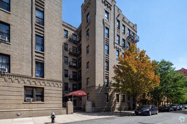 Vista lateral - 2541 30th Rd