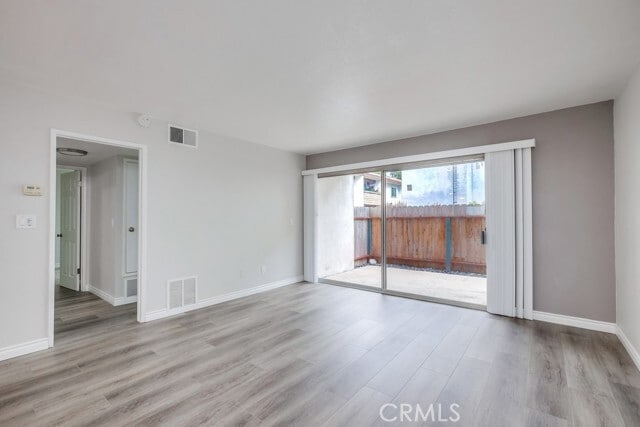 Building Photo - 2511 W Sunflower Ave