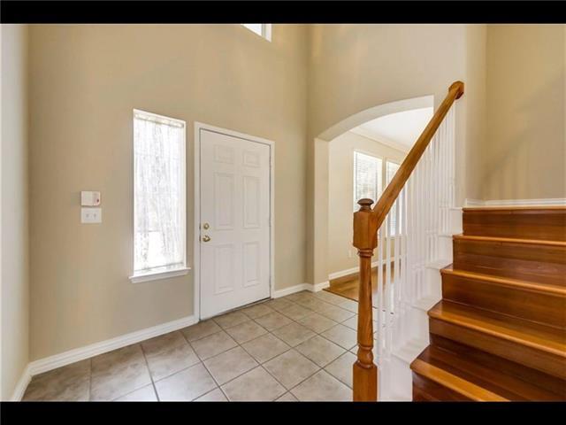 Building Photo - 102 Parkhurst Ln