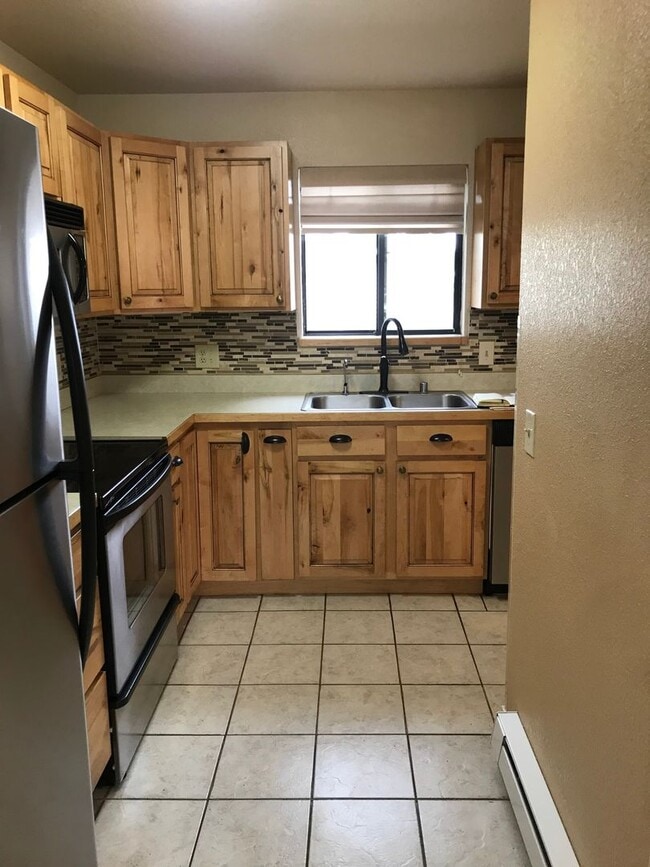 Foto del edificio - 2 Bed, 2.5 Bath Westend Condo!