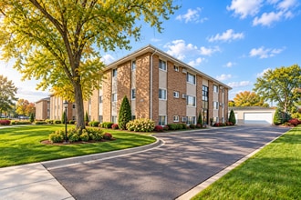 Building Photo - 5332 Hanson Ct N