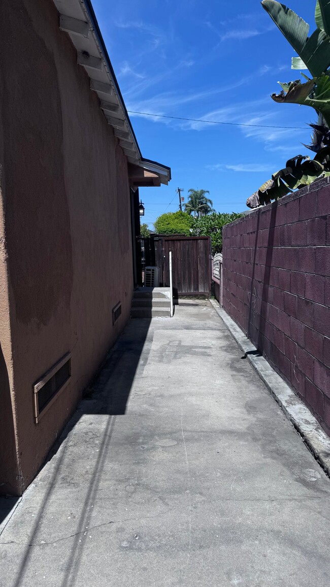 Photo - 8102 McKinley Ave Apartment