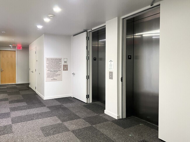 Foto del edificio - 300 Ivy St