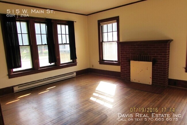 Foto del edificio - 6 Bedroom, 2 Bath Unit, close to campus!