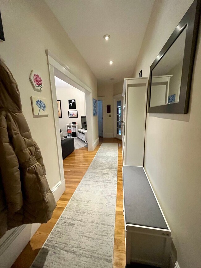Building Photo - Central Brookline Location, Parking Includ...